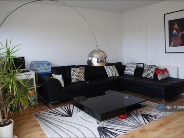 Flat for rent in Cat Hill