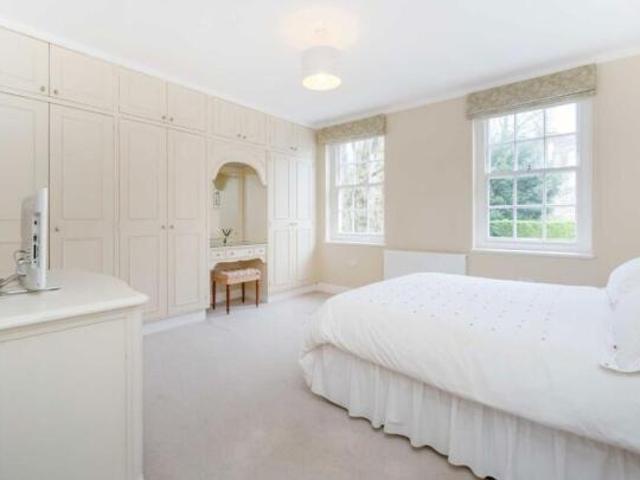 Flat for rent in Highgate, Greater London