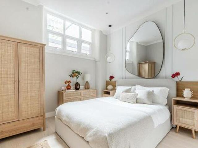 House for rent in Lyons, Greater London