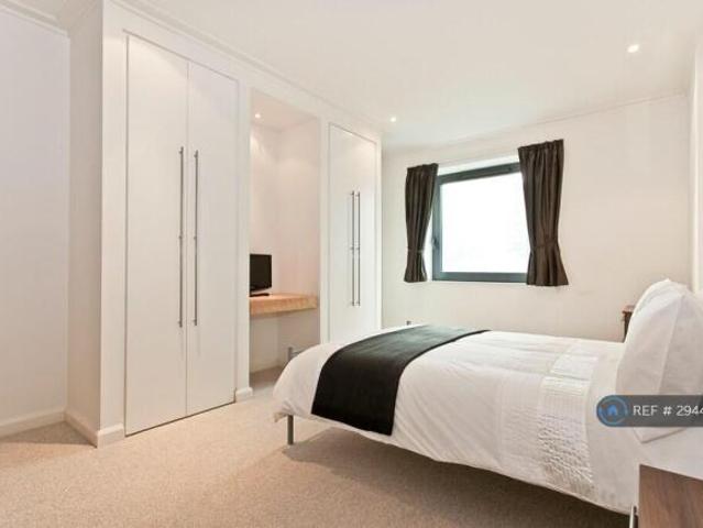 Flat for rent in Cat Hill
