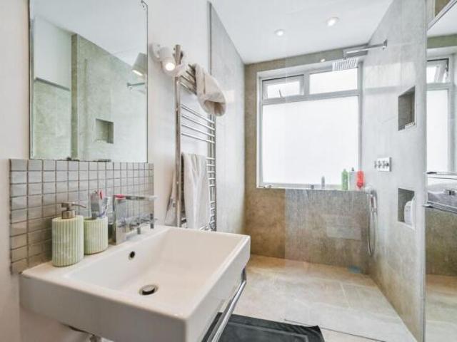 Flat for rent in Bloomsbury, Greater London