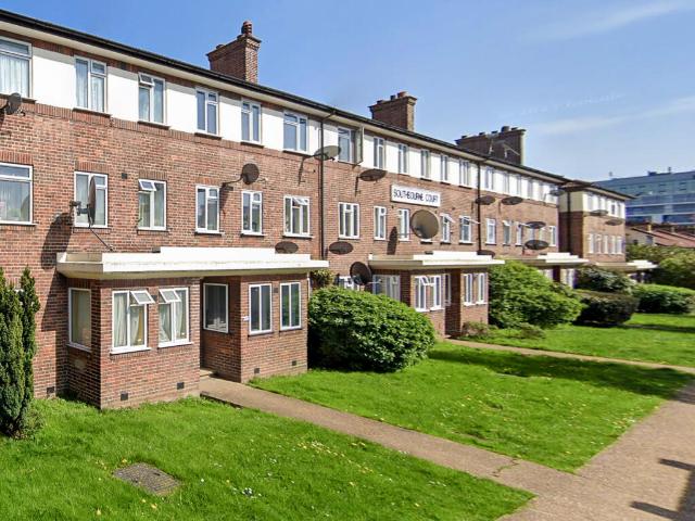 Flat for rent in The Hyde Flat for rent in The Hyde