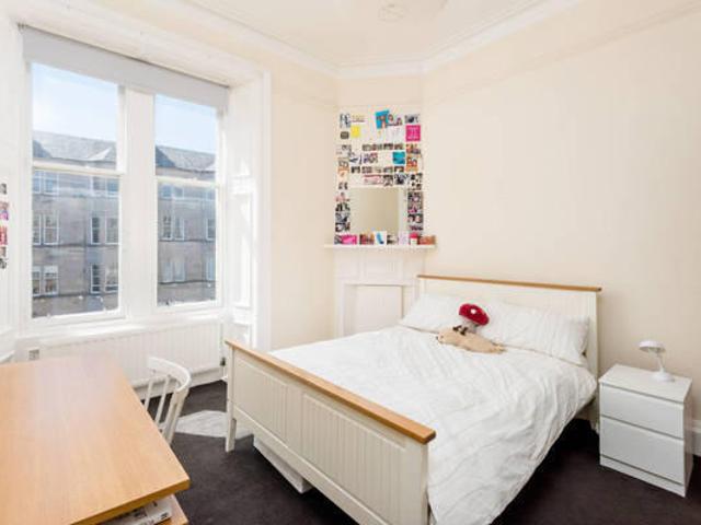 Flat for rent in Marchmont, Scotland