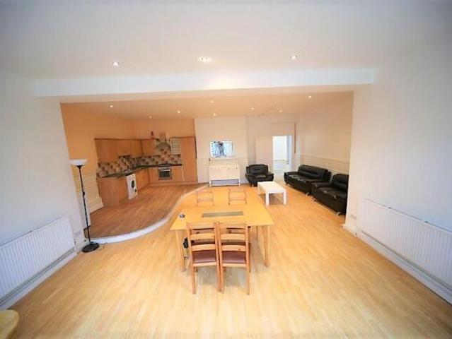 Flat for rent in Headingley, West Yorkshire