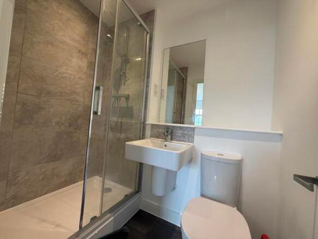 Flat for rent in Midway, Kent
