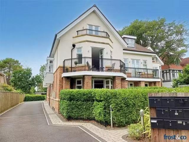 House for rent in Penn Hill, Poole