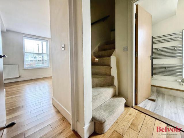 Flat for rent in St James, Sandown Park