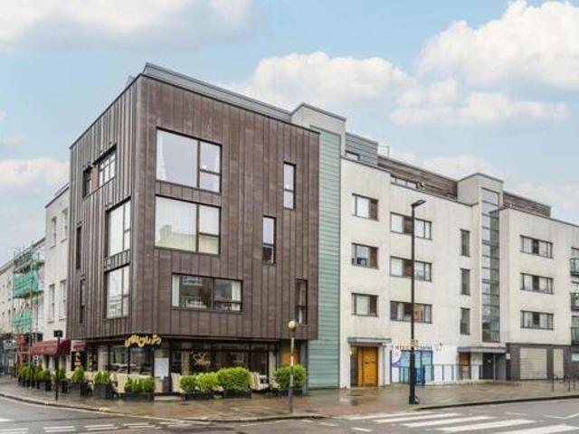 House for rent in Lyons, Greater London