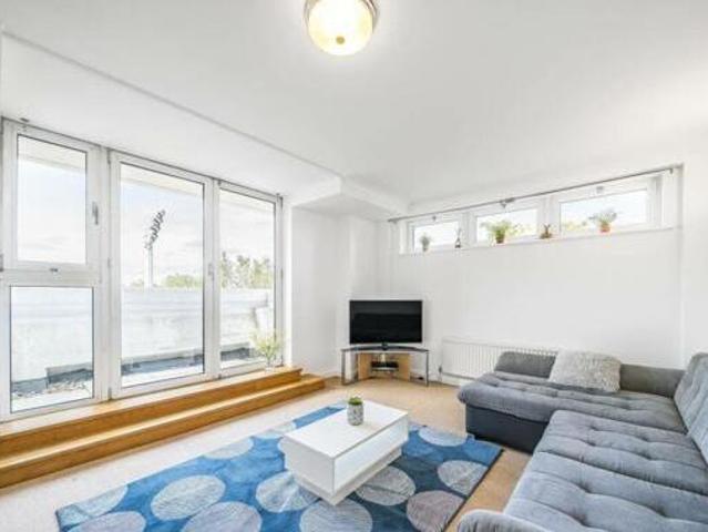 House for rent in Lyons, Greater London