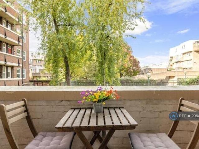 Flat for rent in Cat Hill
