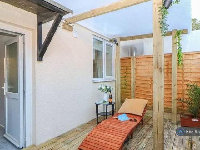 House for rent in Lyons, Greater London