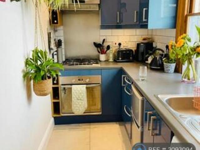 Flat for rent in Twickenham, Greater London