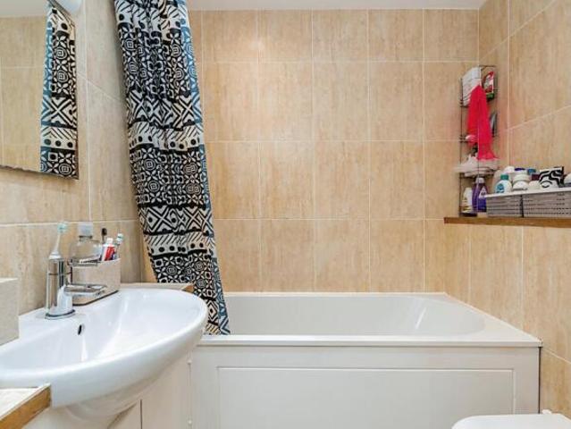 Flat for rent in St Michaels, Livermead