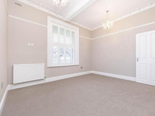 Flat for rent in Parkstone, Poole