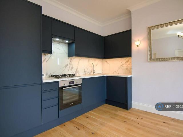 Flat for rent in Cat Hill, Isle Of Man