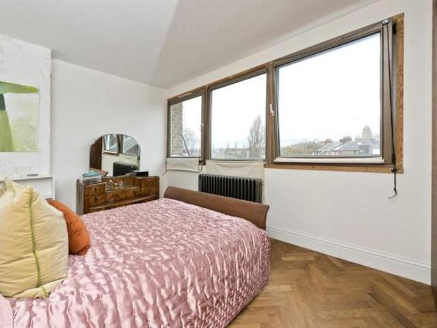 Flat for rent in Cat Hill, Isle Of Man