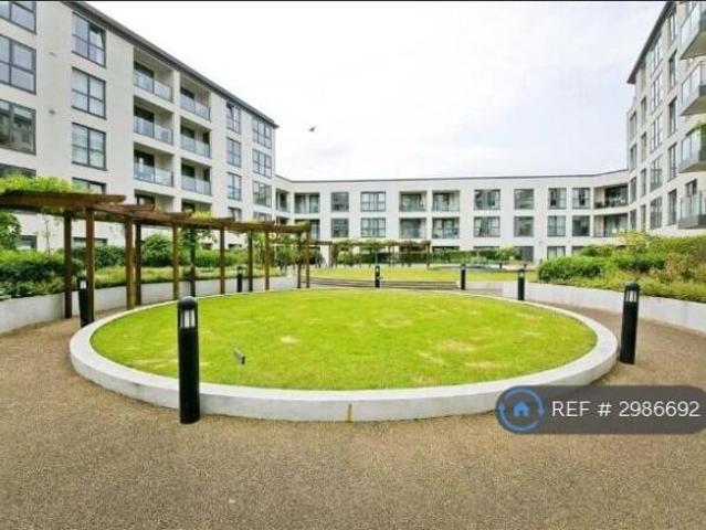 Flat for rent in Cat Hill
