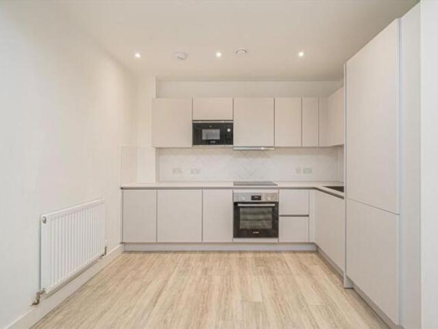Flat for rent in Greater London