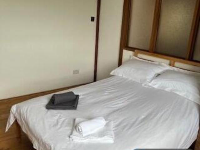 Flat for rent in Cat Hill
