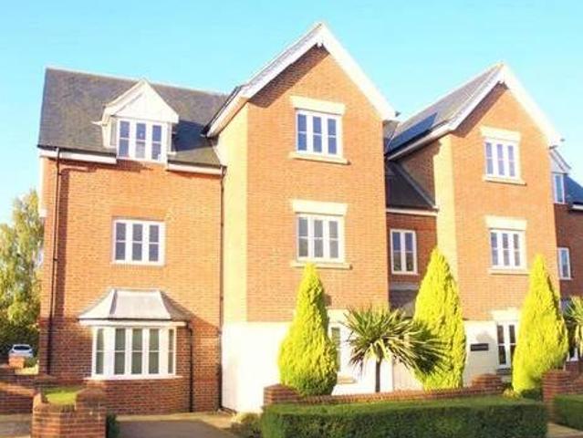 House for rent in Surrey