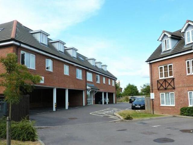 House for rent in Lyons, Greater London
