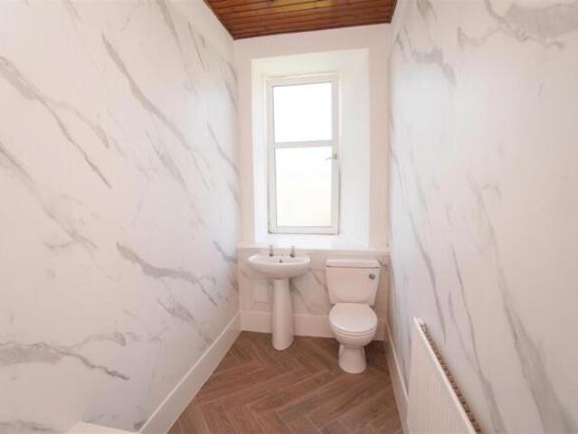 Flat for rent in Milngavie, Scotland
