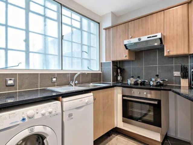 Flat for rent in Cat Hill