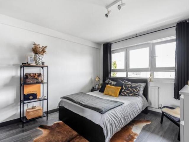 Flat for rent in Cat Hill