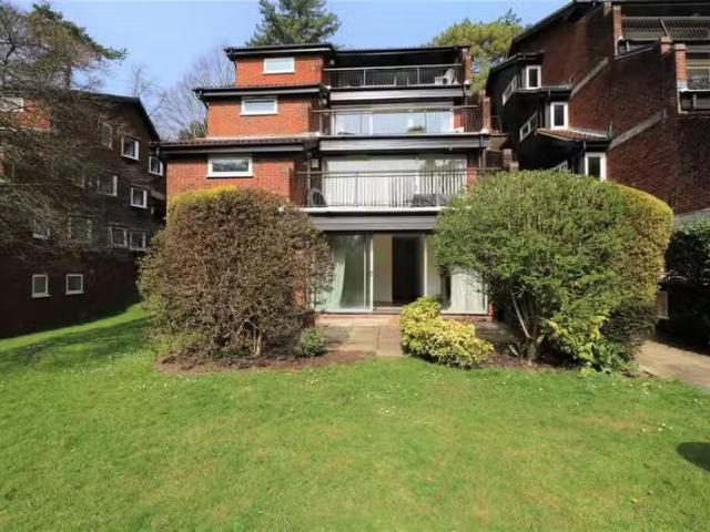 House for rent in Hillview, Surrey