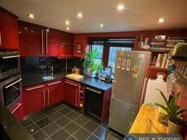 Flat for rent in Cat Hill