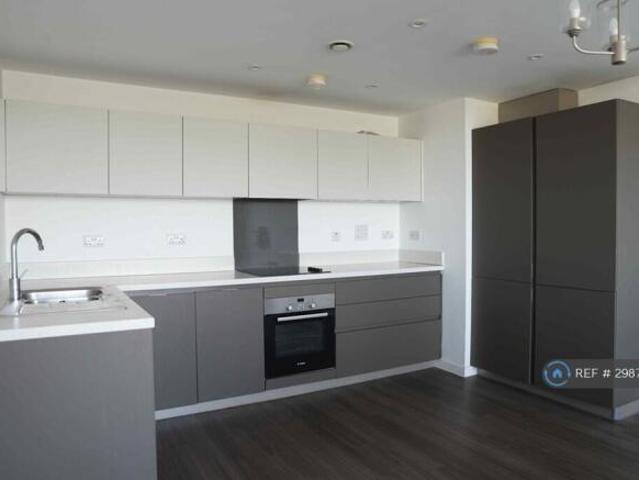 Flat for rent in West Wickham, Greater London
