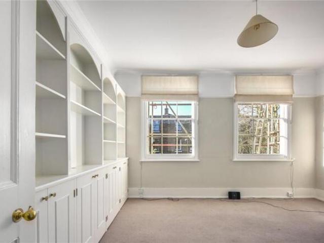 Flat for rent in Greater London