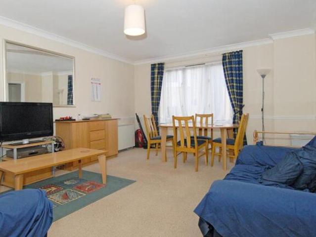 Flat for rent in The Slade, Oxfordshire