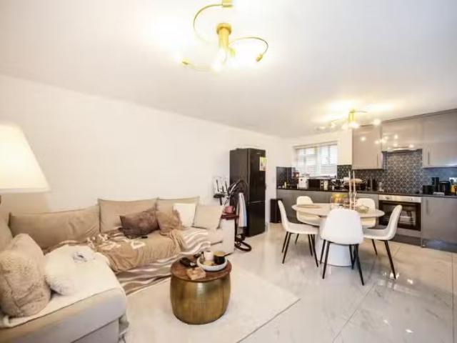 House for rent in Swanley, The Butts