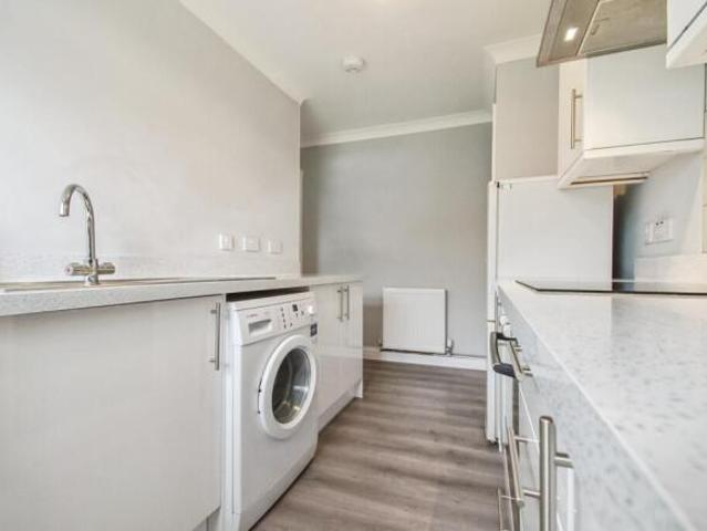 Flat for rent in Cardonald, Scotland