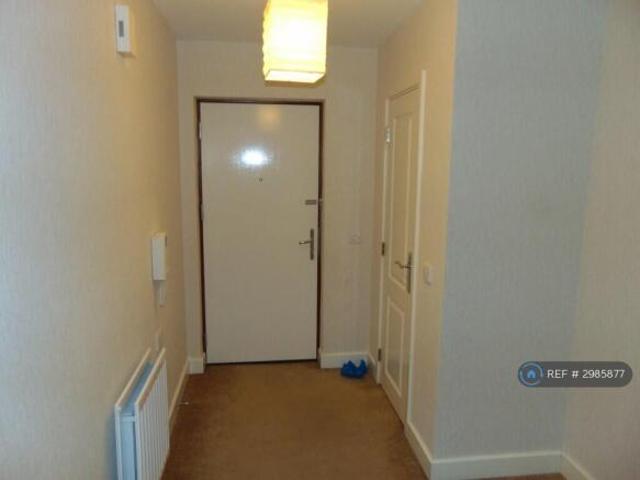 Flat for rent in Cat Hill