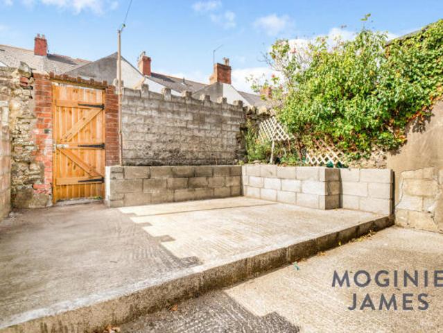 Flat for rent in Maindy, Cardiff