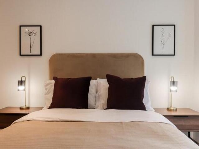 Flat for rent in Reading