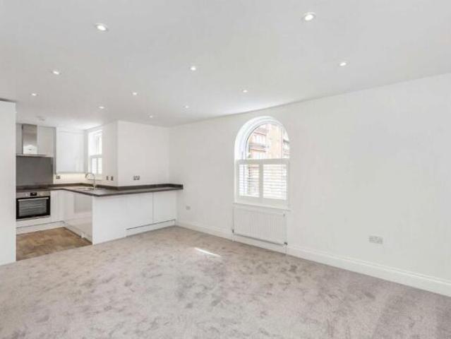 Flat for rent in Wimbledon, Greater London