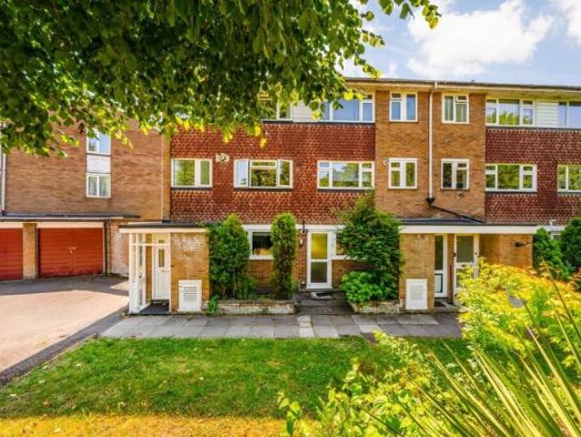 Flat for rent in Greater London