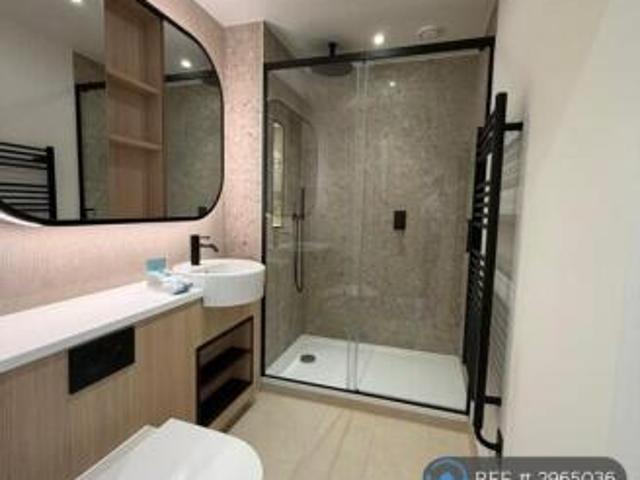 Flat for rent in West Hendon, The Hyde