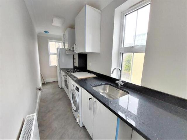 Flat for rent in Ealing, Greater London