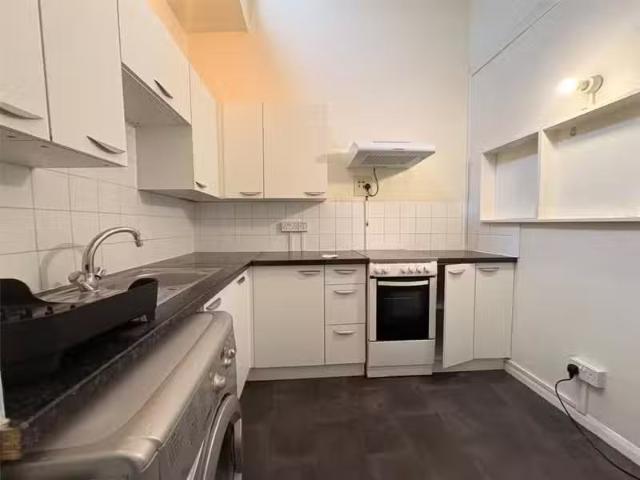 House for rent in Frogmore, Hart
