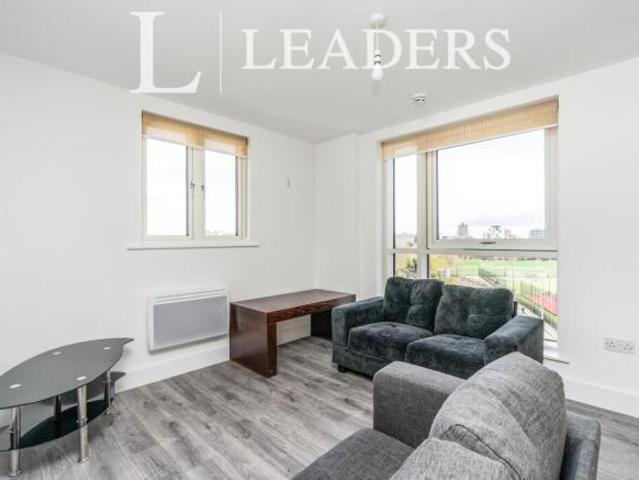 Flat for rent in Portsea, City Of Portsmouth