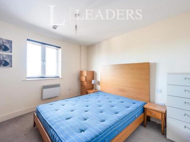 Flat for rent in Portsea, City Of Portsmouth