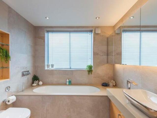 Flat for rent in Kinnerton, Wales