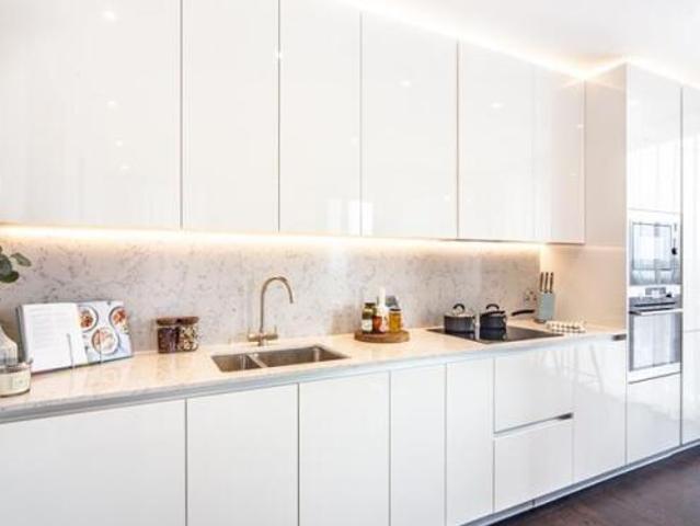 Flat for rent in Cat Hill