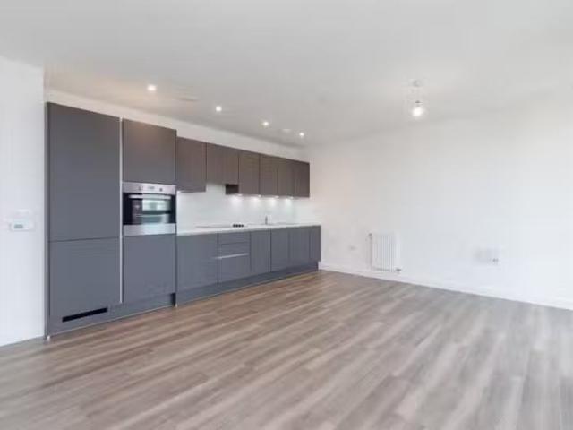 House for rent in Upton Park, Greater London