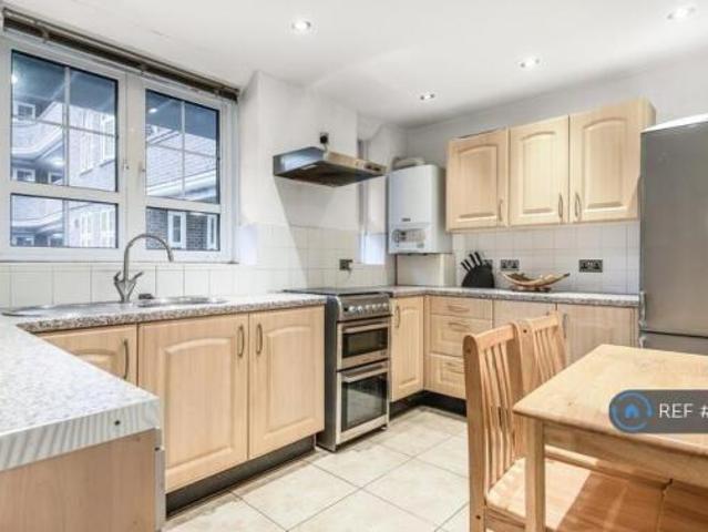 Flat for rent in Cat Hill