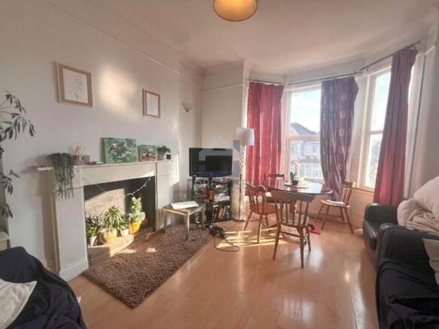 Flat for rent in Tooting Graveney, Isle Of Man